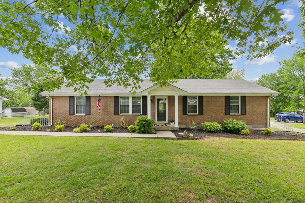2138 OLD GREENBRIER PIKE, GREENBRIER, TN 37073, photo 1 of 25