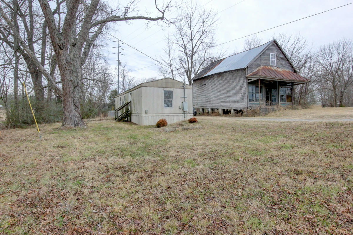 5439 OLD HIGHWAY 48, SOUTHSIDE, TN 37171, photo 1 of 28