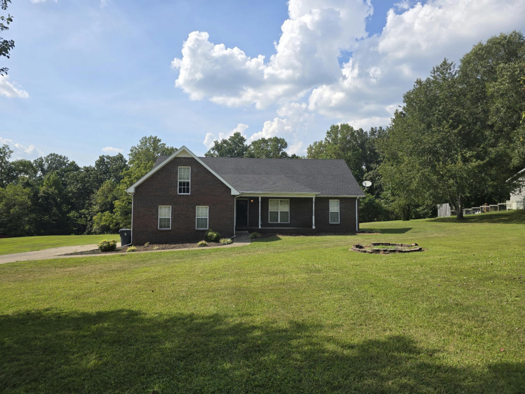 1357 SHADY GROVE RD, CLARKSVILLE, TN 37043, photo 1 of 42