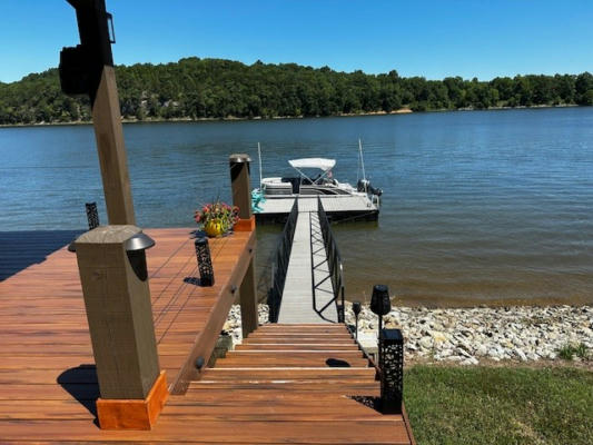 829 RIVER FRONT DR, CLIFTON, TN 38425 - Image 1