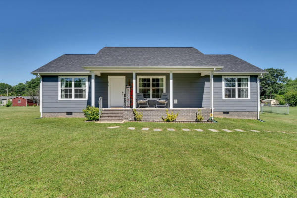 676 PARKWAY DR, SMITHVILLE, TN 37166 - Image 1