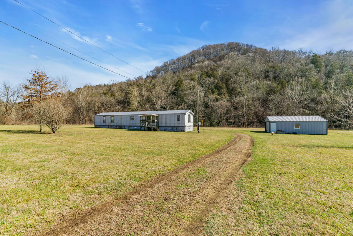 870 PARKER BRANCH RD, DIXON SPRINGS, TN 37057, photo 1 of 32