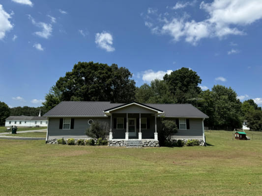 415 MAIN ST, MC EWEN, TN 37101 - Image 1