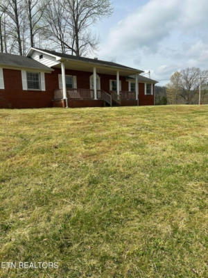 423 S MAIN ST, BYRDSTOWN, TN 38549, photo 3 of 32