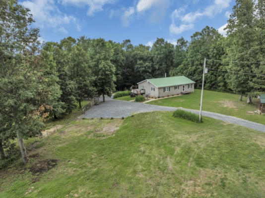 9813 PINEWOOD LAKE DR, NUNNELLY, TN 37137 - Image 1