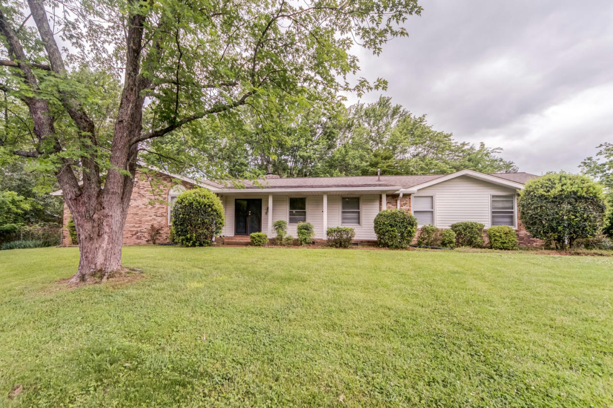 194 BERRYWOOD DR, HENDERSONVILLE, TN 37075, photo 1 of 33