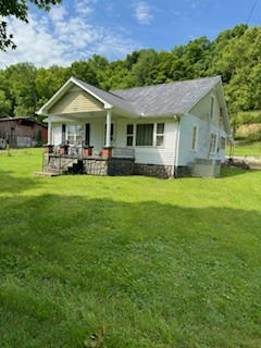 1103 WARTRACE HWY, PLEASANT SHADE, TN 37145 - Image 1