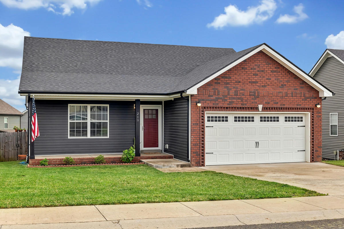 219 CASTING CT, CLARKSVILLE, TN 37043, photo 1 of 40