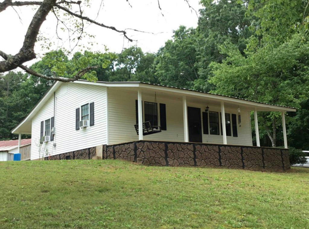 3355 WILLIE MAULDON RD, LUTTS, TN 38471, photo 1 of 16