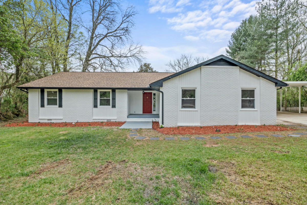 2801 LAKELAND DR, COOKEVILLE, TN 38506, photo 1 of 33