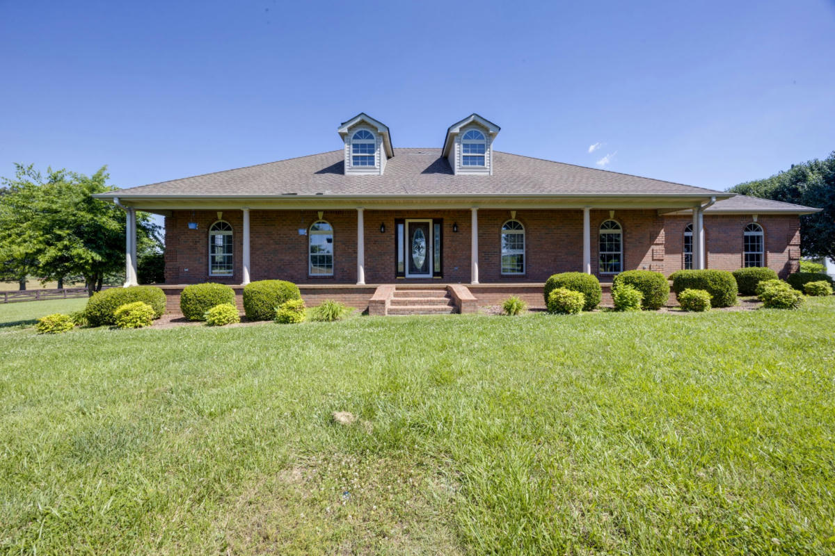 7556 CLAY GREGORY RD, ORLINDA, TN 37141, photo 1 of 56